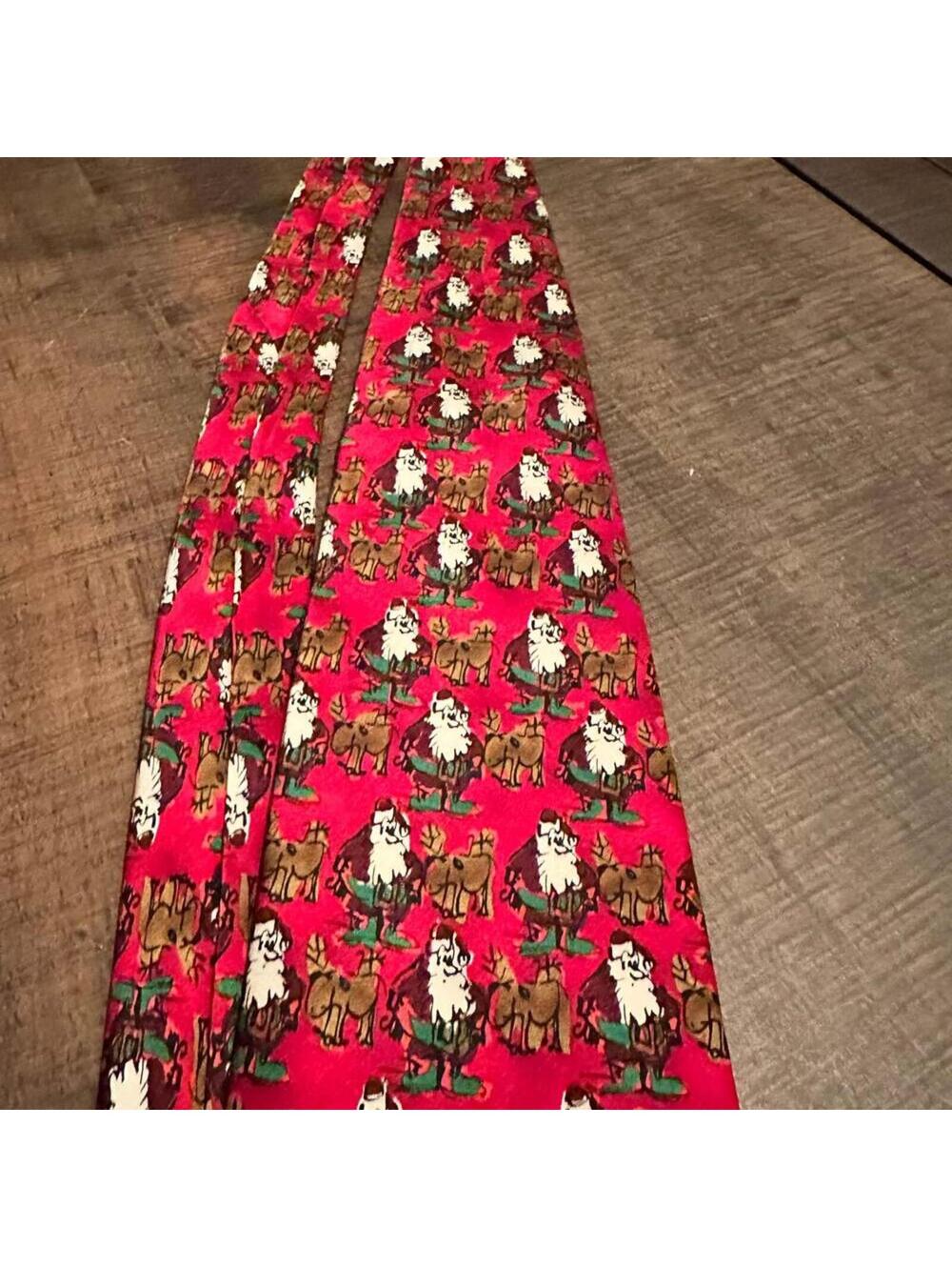 J. Garcia Merry Christmas Collection Thirty-Two Holiday Tie with Santa and Reins